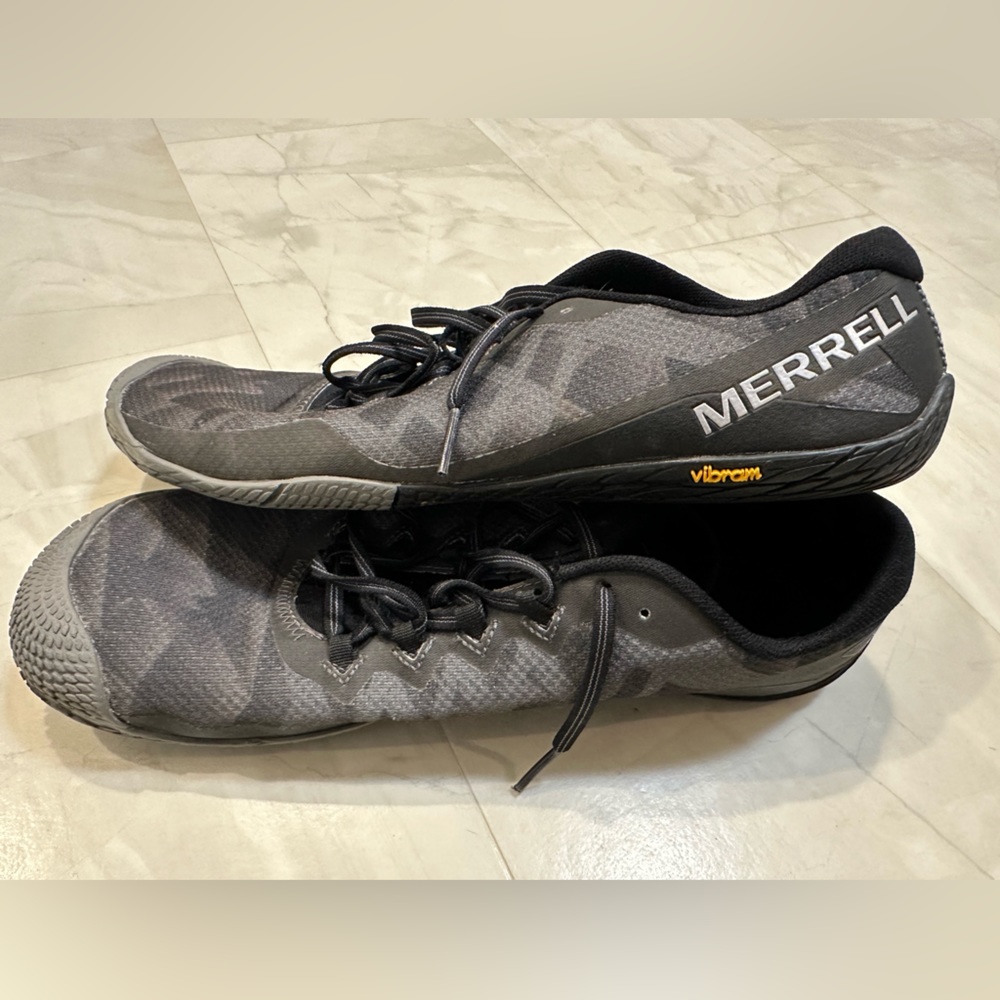 Merrell barefoot black and grey shoes EUC
